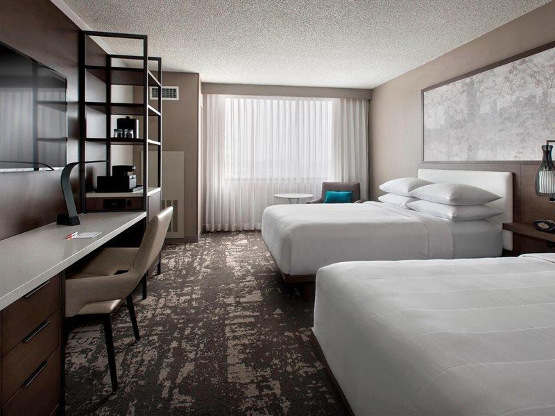 แมริออท แอลบานี Hotel อัลบานี ภายนอก รูปภาพ