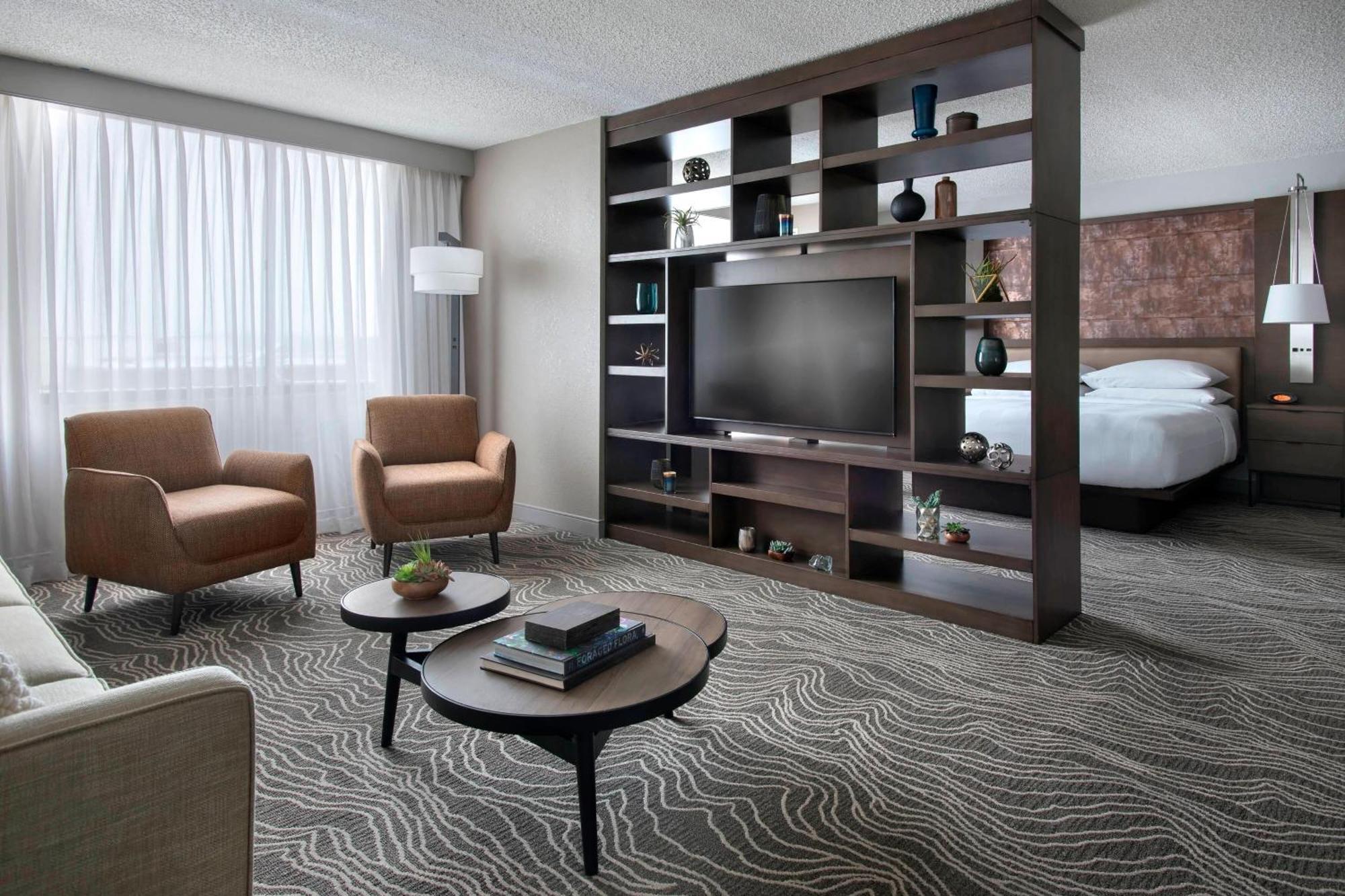 แมริออท แอลบานี Hotel อัลบานี ภายนอก รูปภาพ